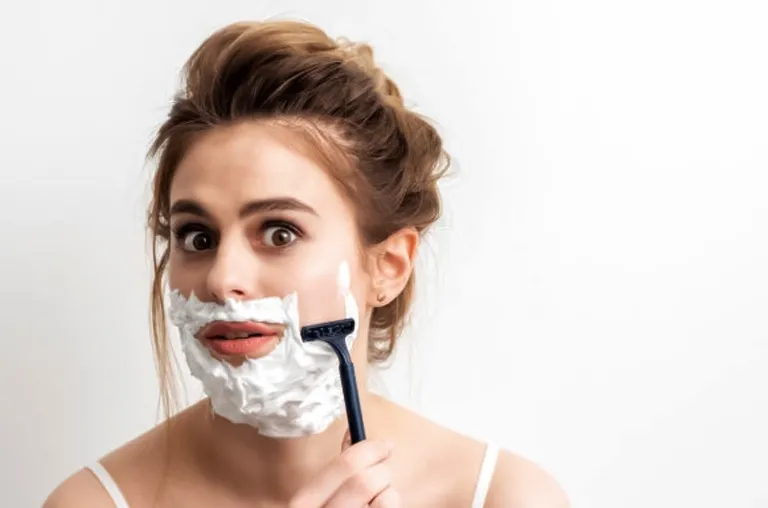 Rus porno Suzanne bilan Ikki jinsli ruscha uy qurilishi